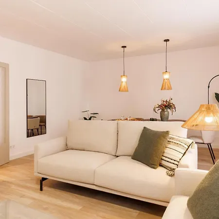 Bravissimo Maragall, Very Spacious And Appartement *