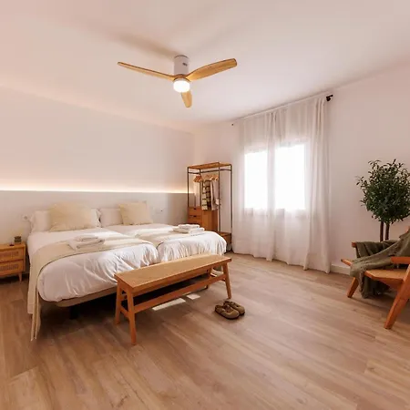 Bravissimo Maragall, Very Spacious And Апартаменты Жирона