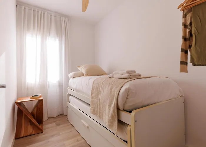 Bravissimo Maragall, Very Spacious And Appartement *