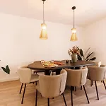 Bravissimo Maragall, Very Spacious And * Gerona