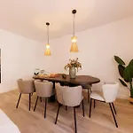 Bravissimo Maragall, Very Spacious And Gerona