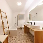Apartment Bravissimo Maragall, Very Spacious And